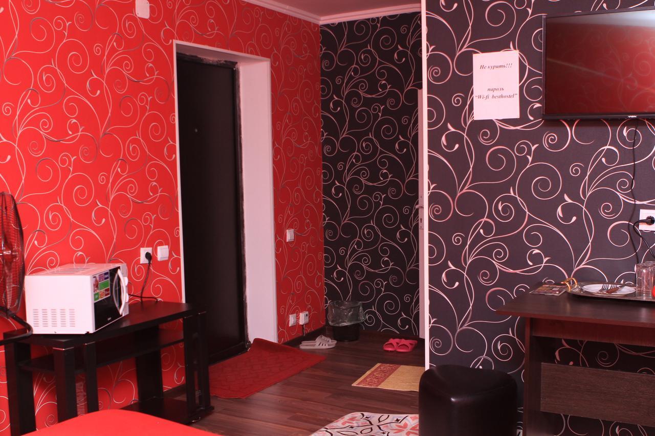 Holiday Hostel House Bishkek Bagian luar foto